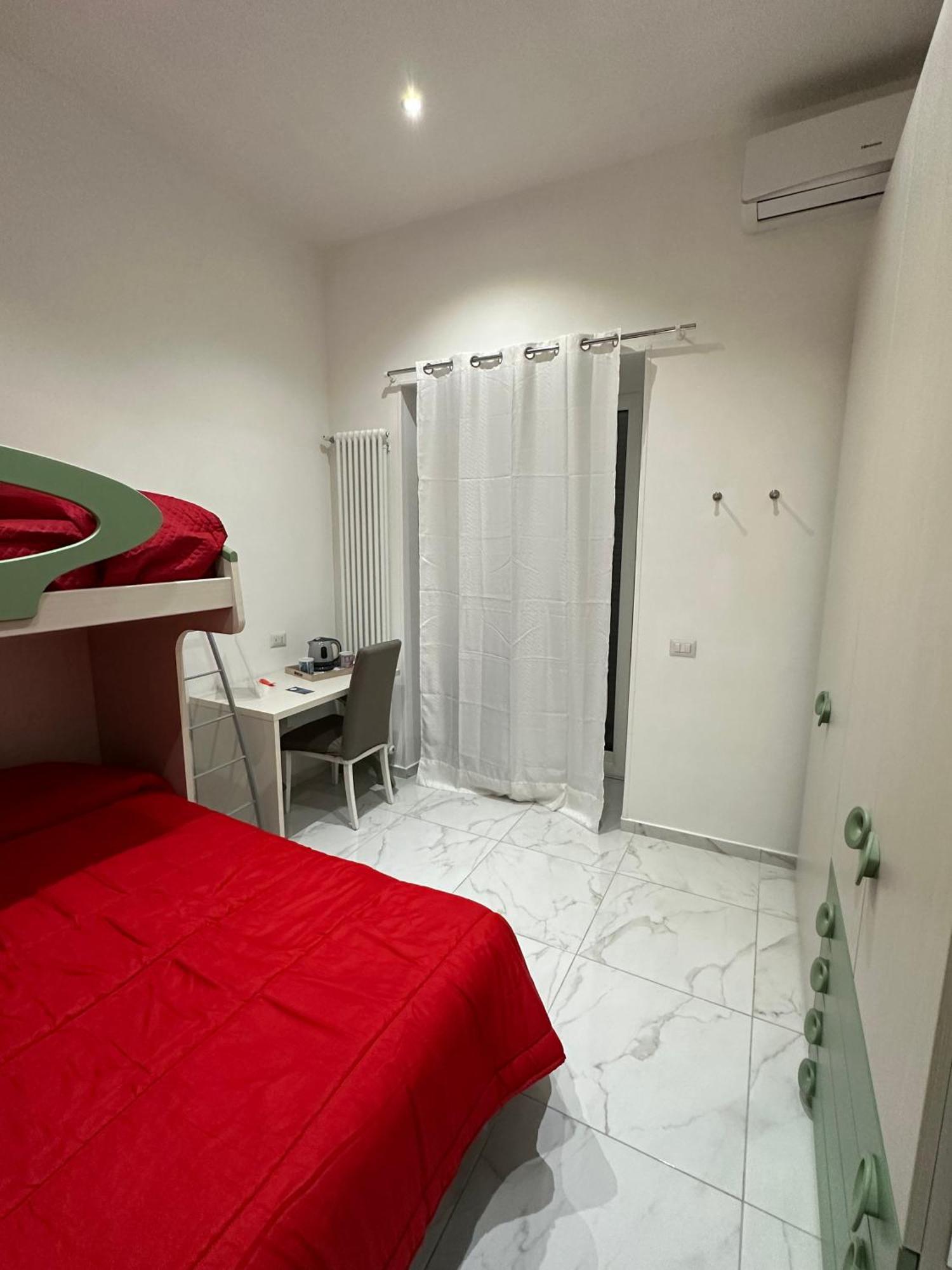 Santa Chiara Garden View B&B Νάπολη Εξωτερικό φωτογραφία