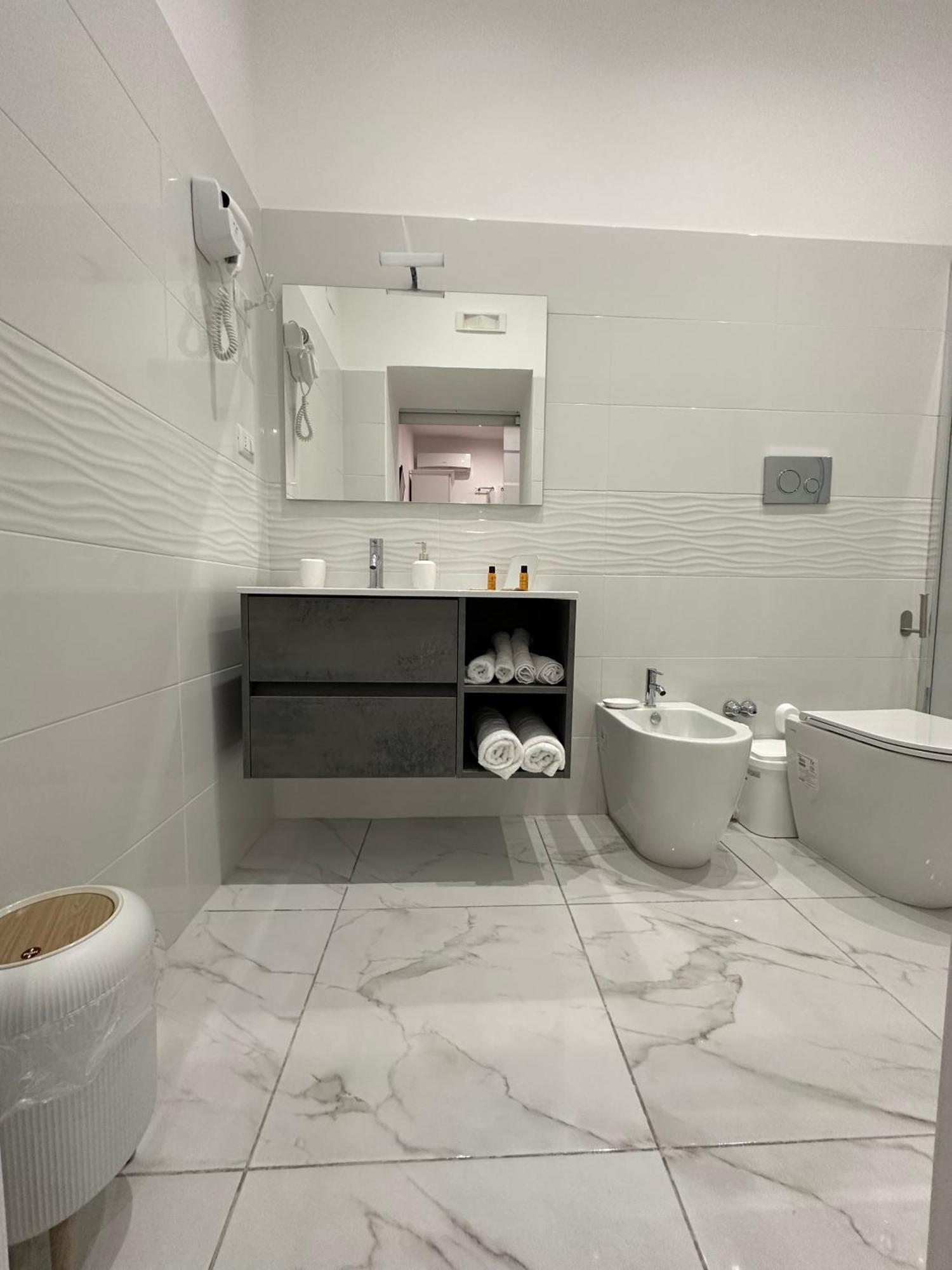 Santa Chiara Garden View B&B Νάπολη Εξωτερικό φωτογραφία
